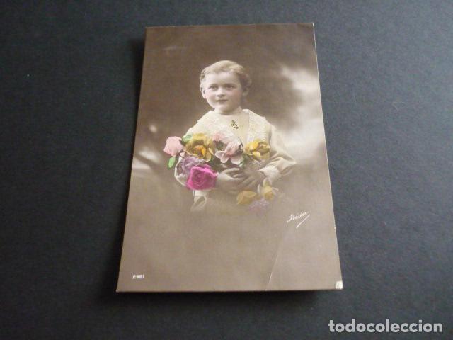 Postales: NI&Ntilde;O CON FLORES POSTAL - Foto 1