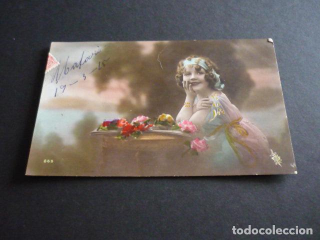 Postales: NI&Ntilde;A CON FLORES POSTAL - Foto 1