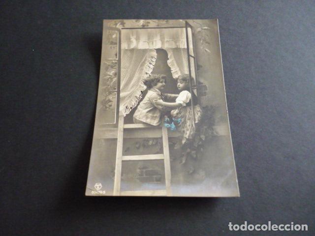 Postales: NI&Ntilde;OS EN VENTANA POSTAL - Foto 1