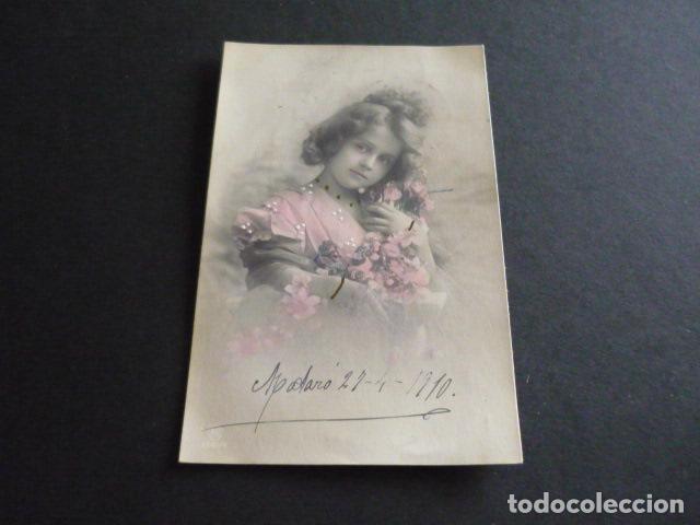 Postales: NI&Ntilde;A CON FLORES POSTAL - Foto 1