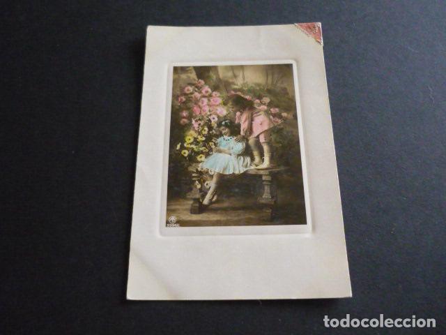 Postales: NI&Ntilde;AS CON FLORES POSTAL - Foto 1