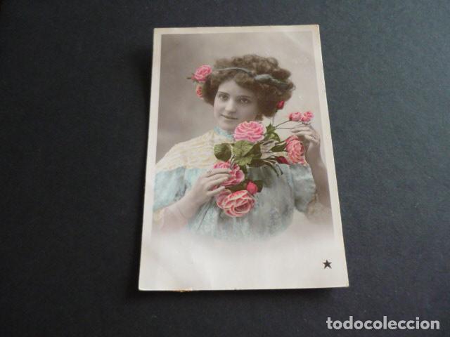 Postales: NI&Ntilde;A CON FLORES POSTAL - Foto 1