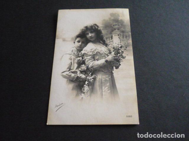 Postales: NI&Ntilde;OS CON FLORES POSTAL - Foto 1