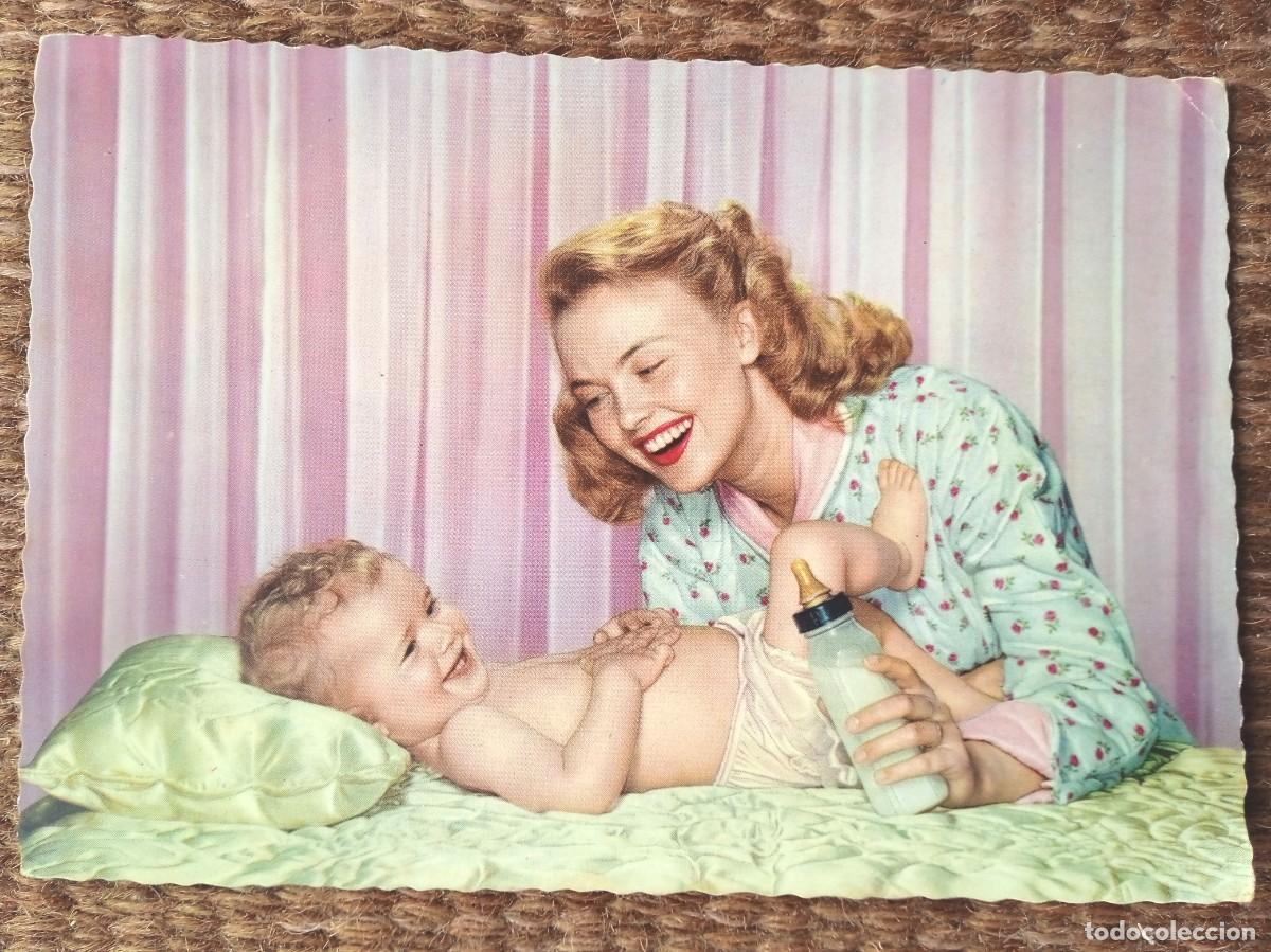 Postales: MADRE E HIJO CON BIBERON - Foto 1