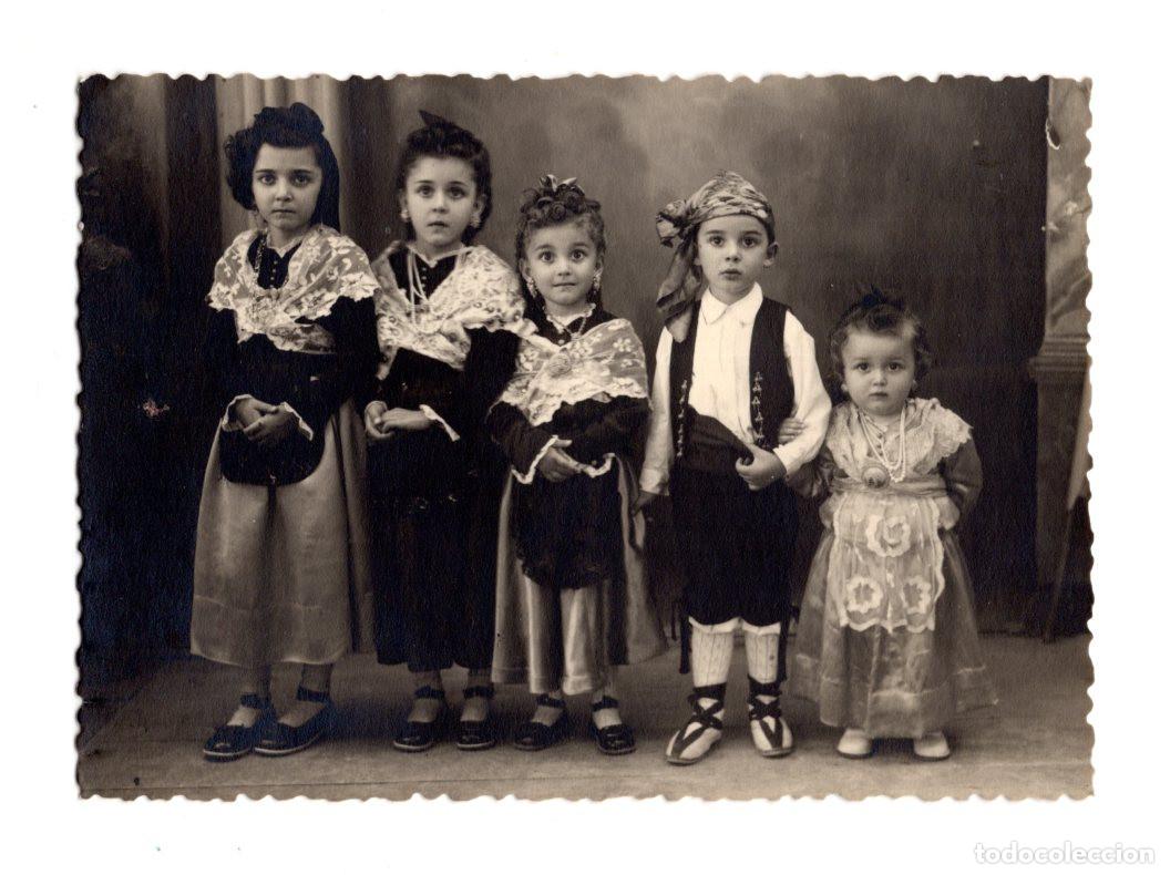 Postales: NI&Ntilde;OS CON TRAJES REGINALES. - Foto 1