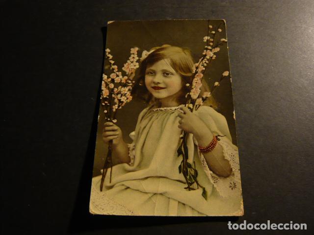 Postales: NI&Ntilde;A CON FLORES POSTAL - Foto 1