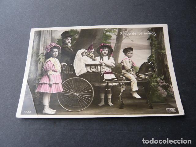 Postales: NI&Ntilde;OS JUGANDO EN CARRO POSTAL - Foto 1
