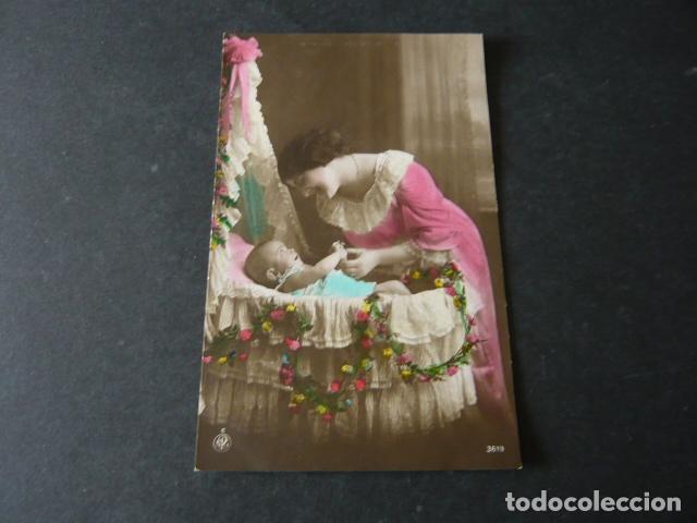 Postales: MADRE CON BEBE POSTAL - Foto 1