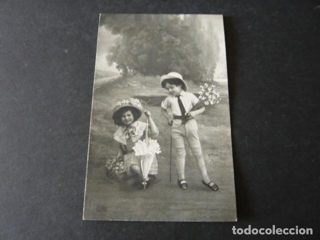 Postales: NI&Ntilde;OS CON FLORES POSTAL - Foto 1