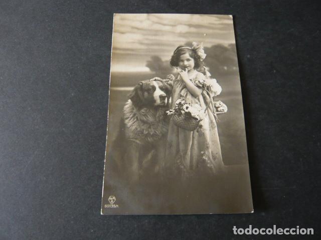 Postales: NI&Ntilde;A CON PERRO POSTAL - Foto 1