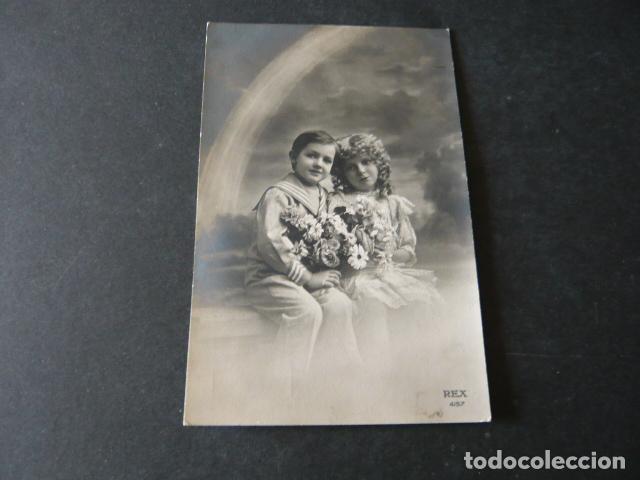 Postales: NI&Ntilde;OS CON FLORES POSTAL - Foto 1