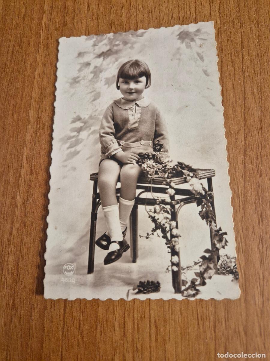 Postales: POSTAL NI&Ntilde;A, FOX PARIS SIN CIRCULAR. - Foto 1