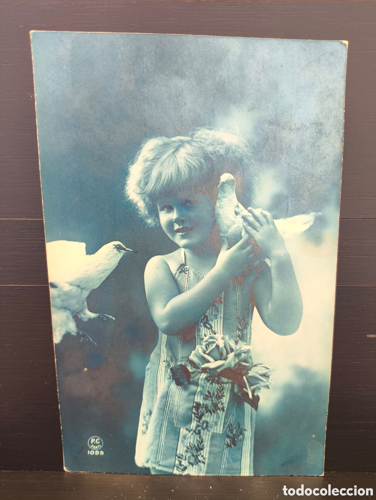 Postales: Antigua postal fotogr&aacute;fica retrato ni&ntilde;o ni&ntilde;a flores palomas rom&aacute;ntica fantas&iacute;a art&iacute;stica 1924