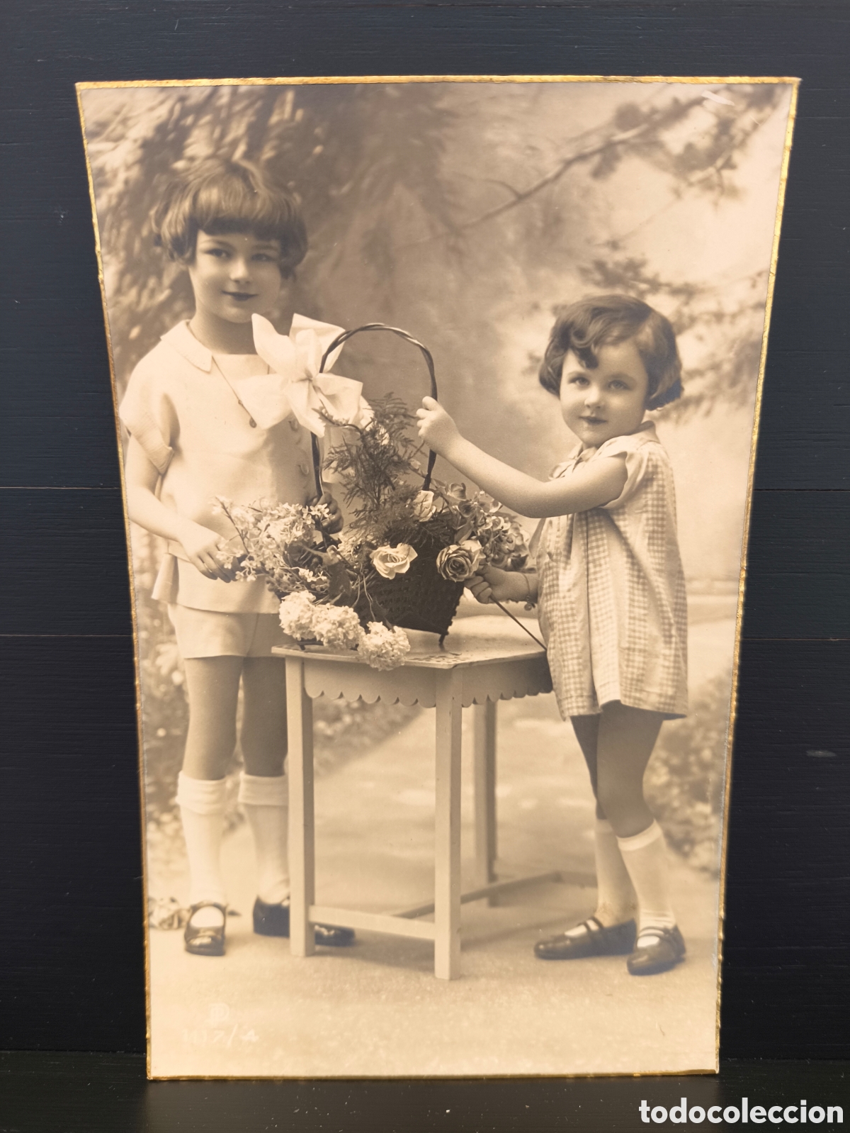 Postales: Antigua postal fotogr&aacute;fica retrato ni&ntilde;o ni&ntilde;a flores rom&aacute;ntica fantas&iacute;a art&iacute;stica