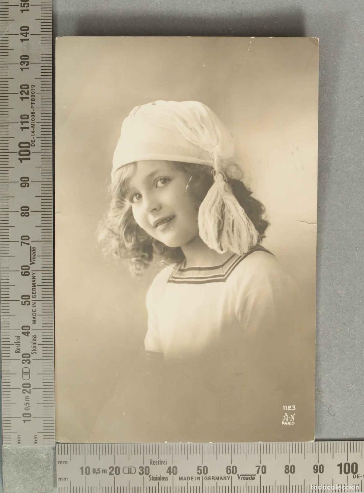 Postales: POSTAL. NI&Ntilde;A AN PARIS