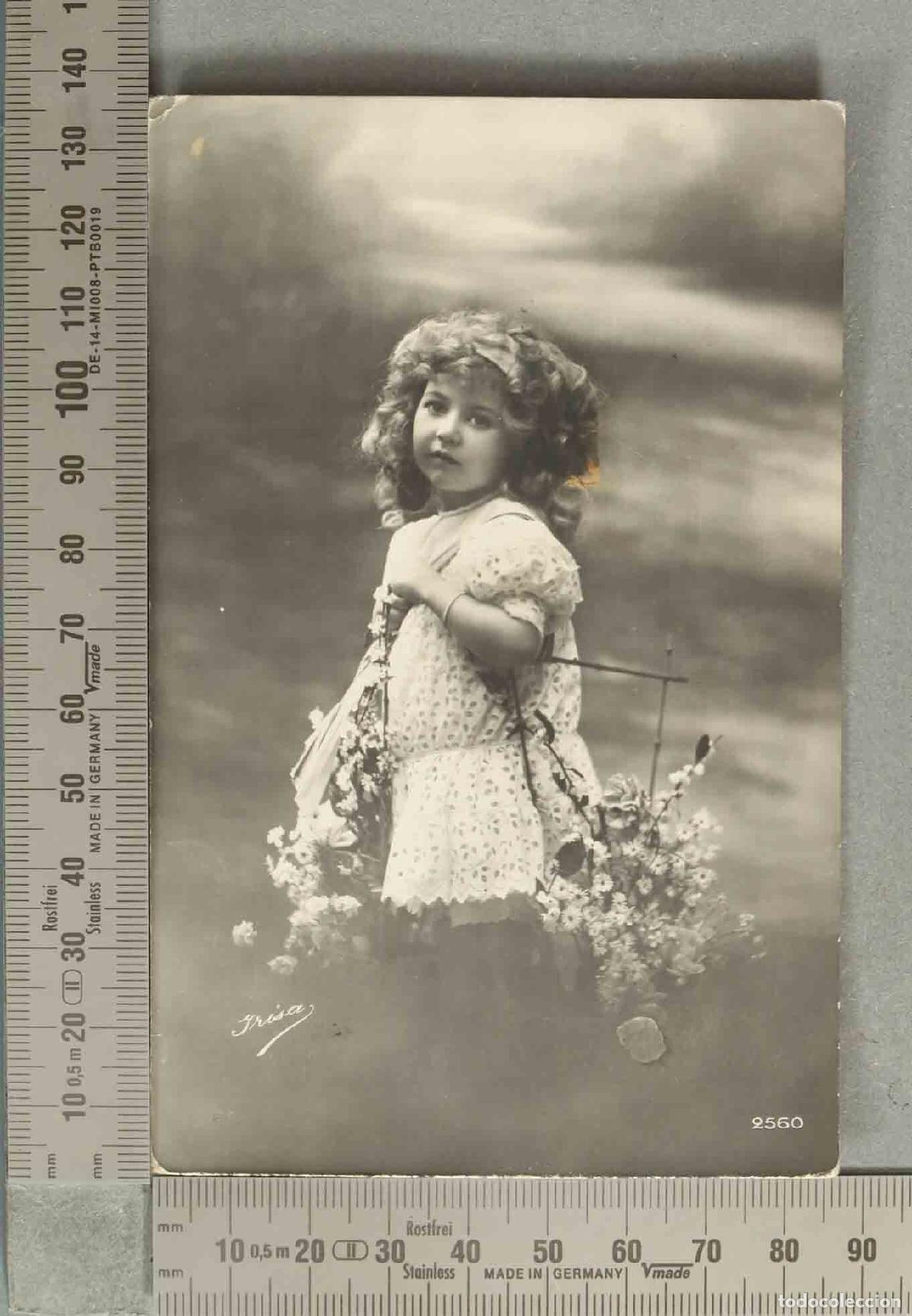 Postales: POSTAL. Ni&ntilde;a con flores - Irisa