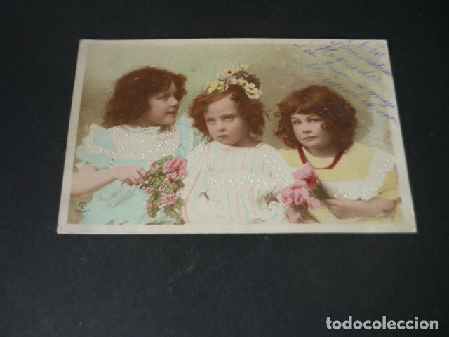 Postales: NI&Ntilde;AS CON FLORES POSTAL - Foto 1