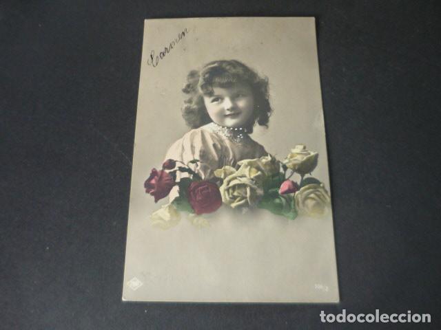 Cartes Postales: NI&Ntilde;A CON FLORES POSTAL