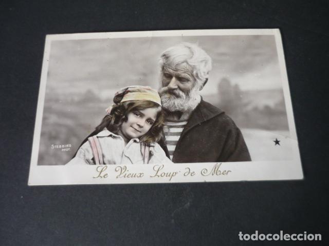 Postales: NI&Ntilde;A CON LOBO DE MAR POSTAL - Foto 1