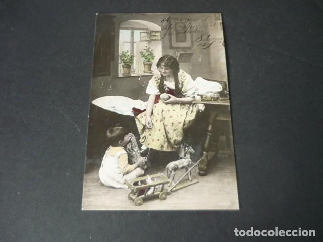 Postales: NI&Ntilde;O CON MADRE POSTAL - Foto 1