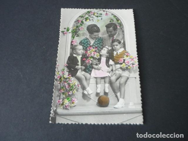 Postais: FAMILIA CON NI&Ntilde;OS POSTAL