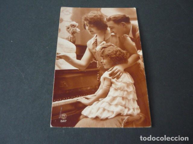 Postais: FAMILIA CON NI&Ntilde;OS POSTAL
