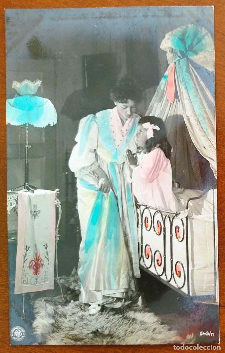 Postales: POSTAL MUY ANTIGUA MADRE CON HIJA COLOREADA - NPG 543/11