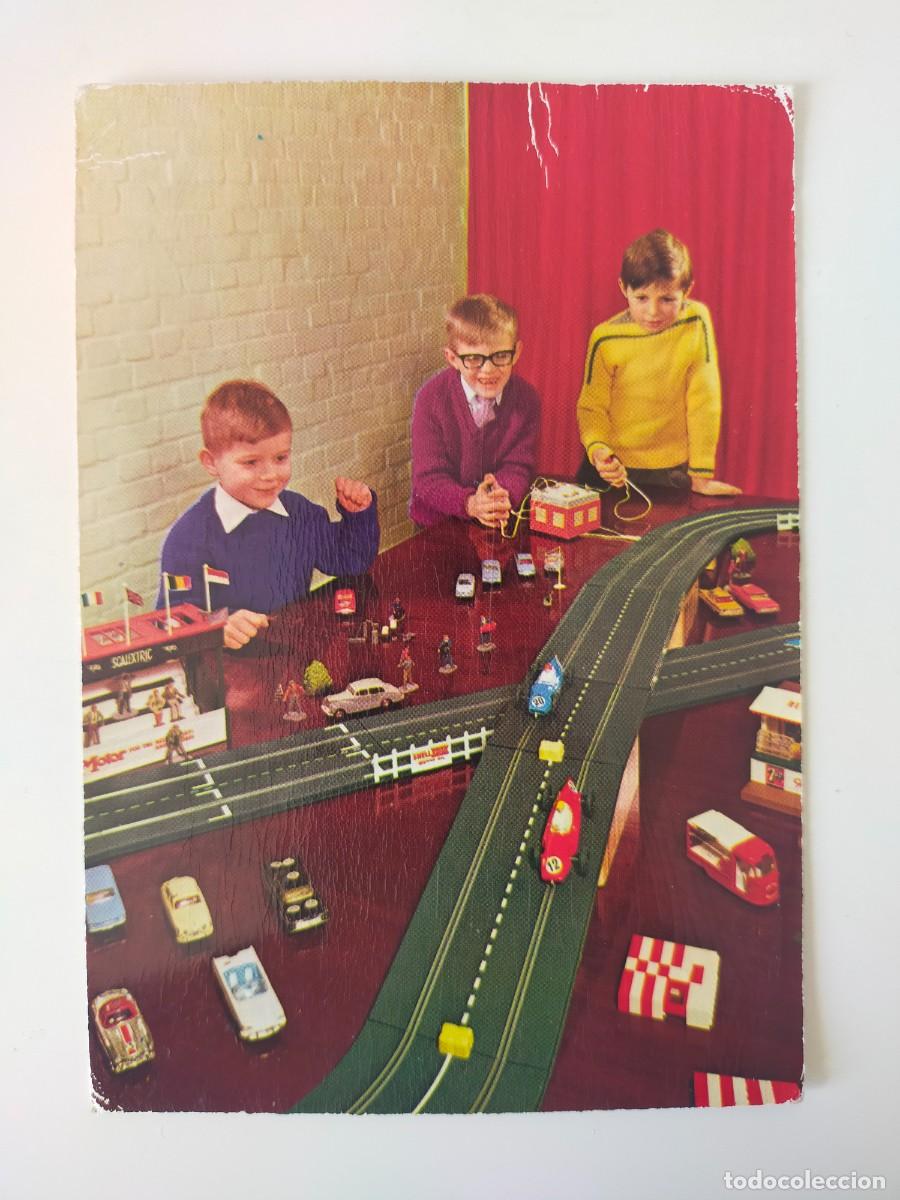 Postales: Postal Ni&ntilde;os jugando al Scalextric - Edit Eurocromo - A&ntilde;os 60/70 - Circulada y escrita.