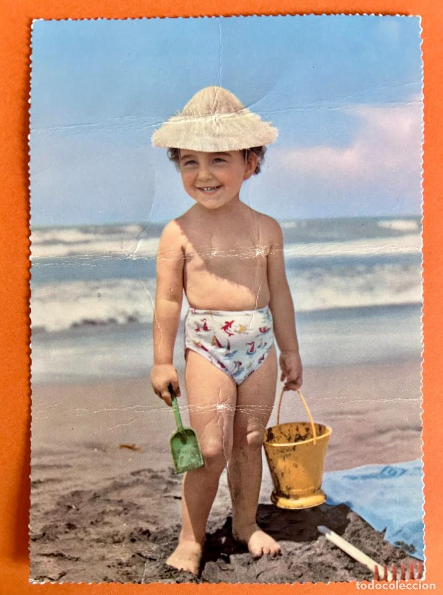 Postales: POSTAL CRIATURA EN LA PLAYA - EDITADA EN ITALIA EDIZIONI S.A.L.M.E.C. - ESCRITA EN 1963