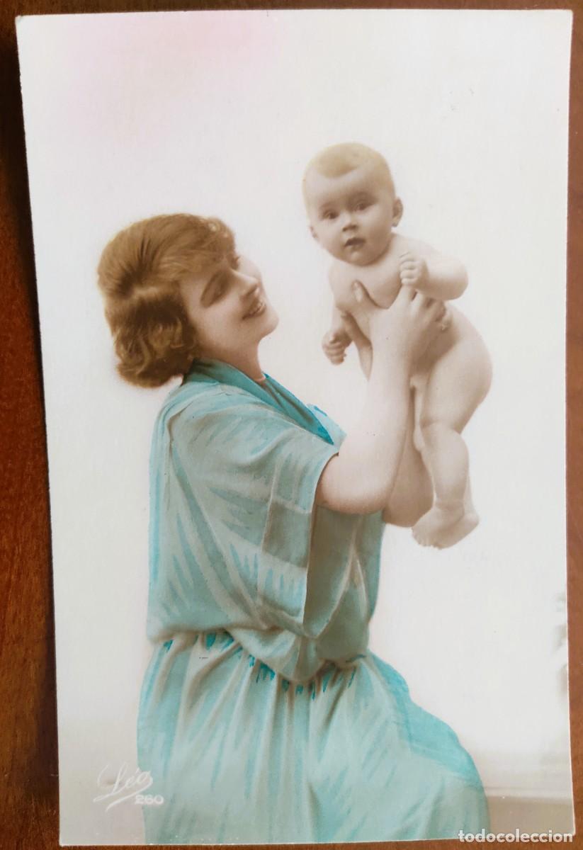 Postales: POSTAL COLOREADA BEB&Eacute; CON SU MADRE FECHADA 1923 - L&Eacute;O 260