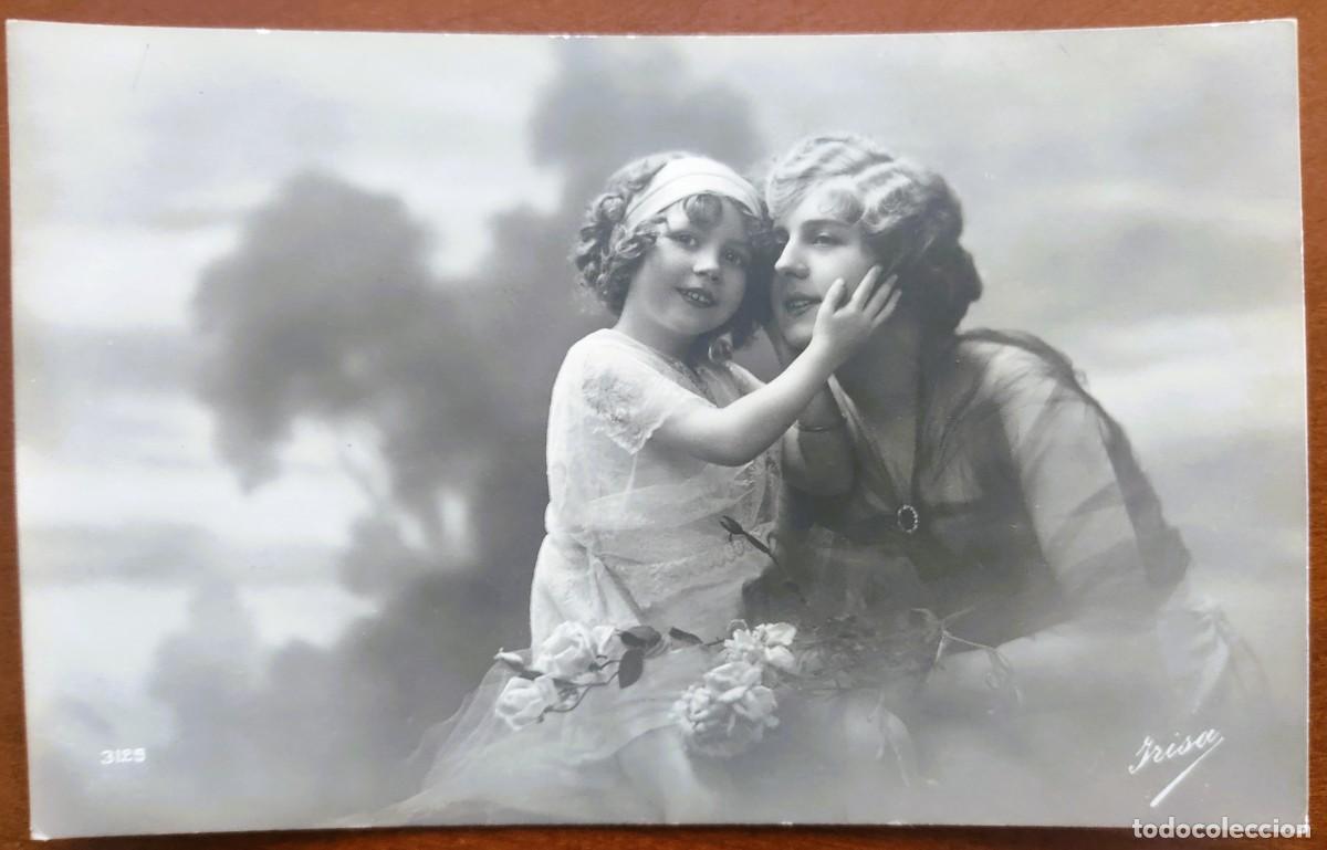 Postales: POSTAL DE UNA NI&Ntilde;A CON SU MADRE - IRISA 3129 - FECHADA 1915