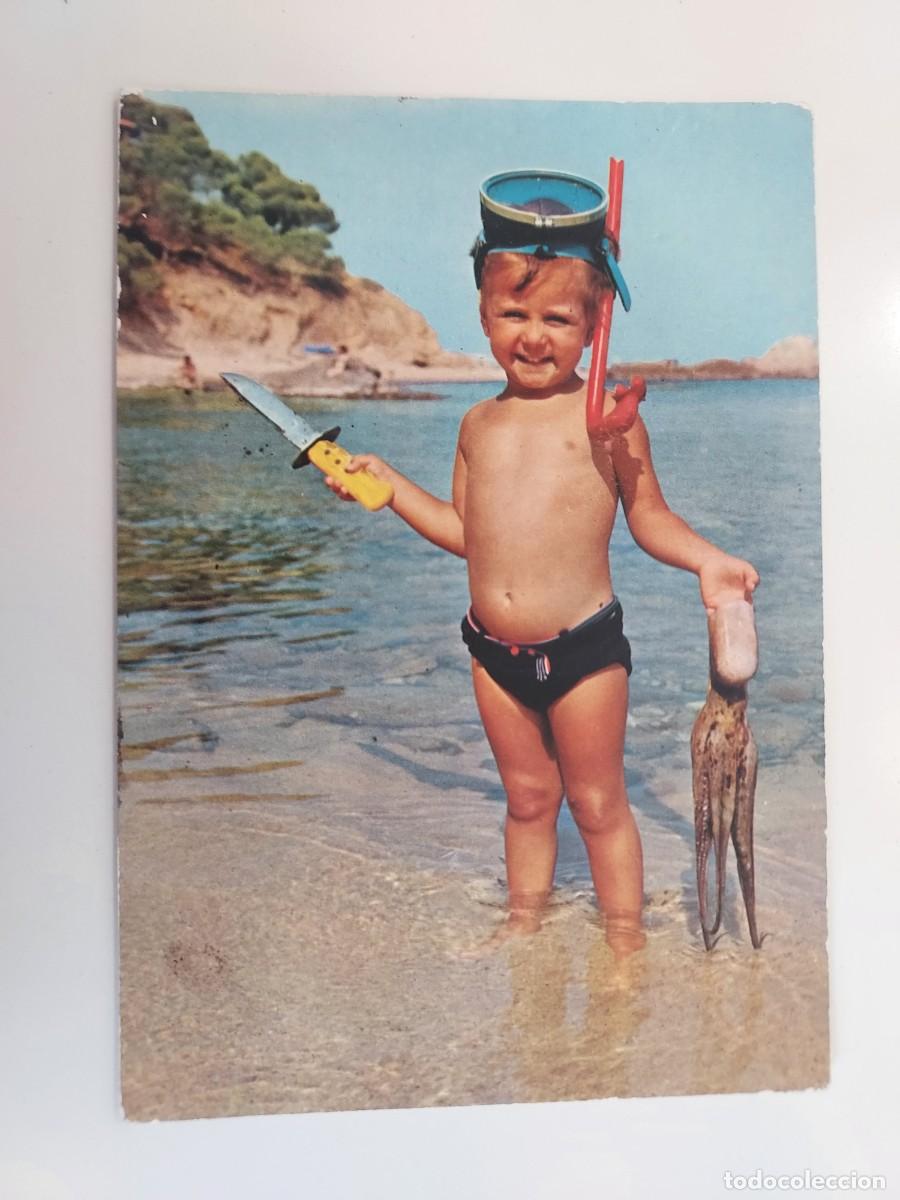 Postales: POSTAL VINTAGE NI&Ntilde;O BUCEADOR PESCA PULPO. 1970. S/C. SAVIR