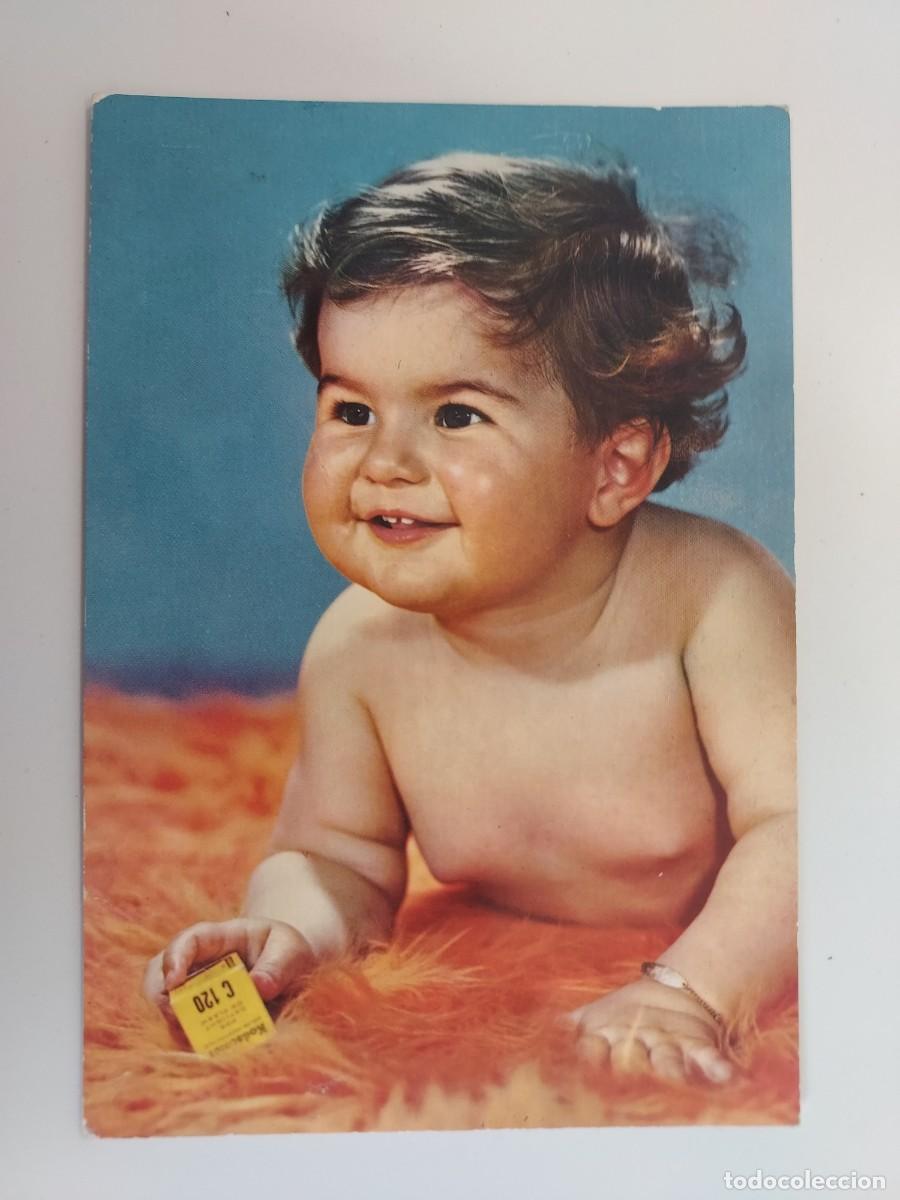 Postales: POSTAL VINTAGE NI&Ntilde;O BEBE CON CARRETE KODACKCOLOR. 1965. ESCRITA. RAKER