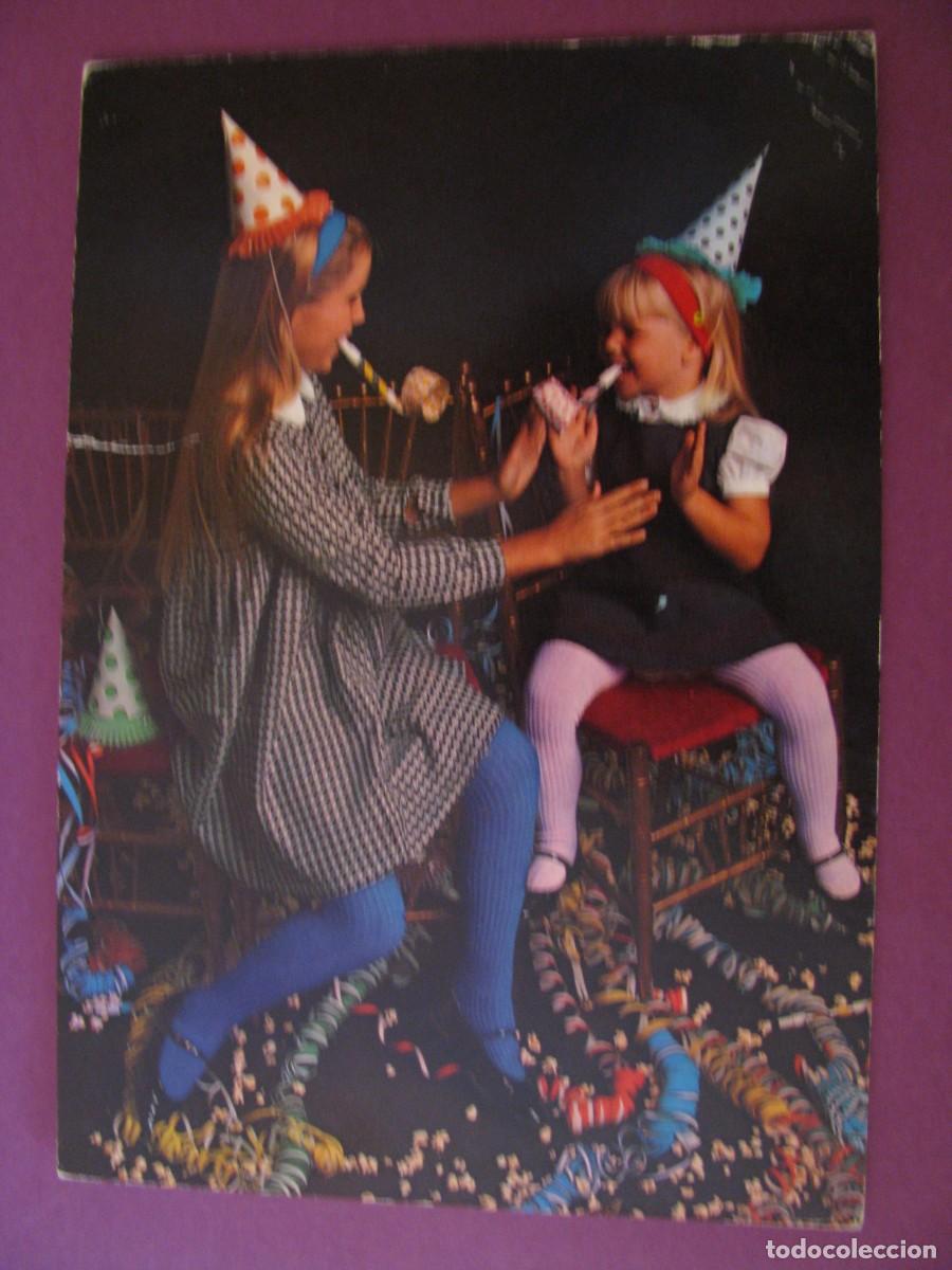 Postales: POSTAL DE UNAS NI&Ntilde;AS. EUROCROMO 1050/23.