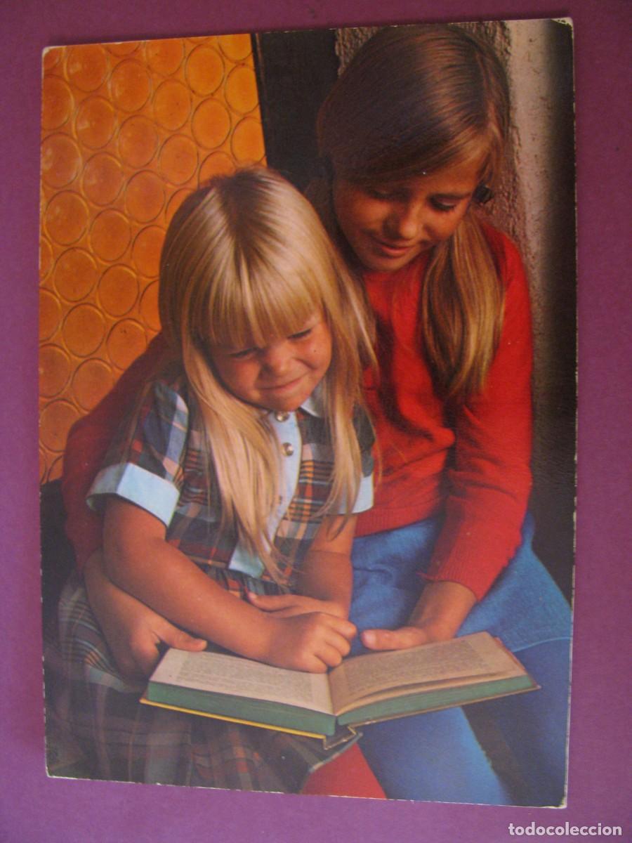 Postales: POSTAL DE UNAS NI&Ntilde;AS. EUROCROMO 1050/21