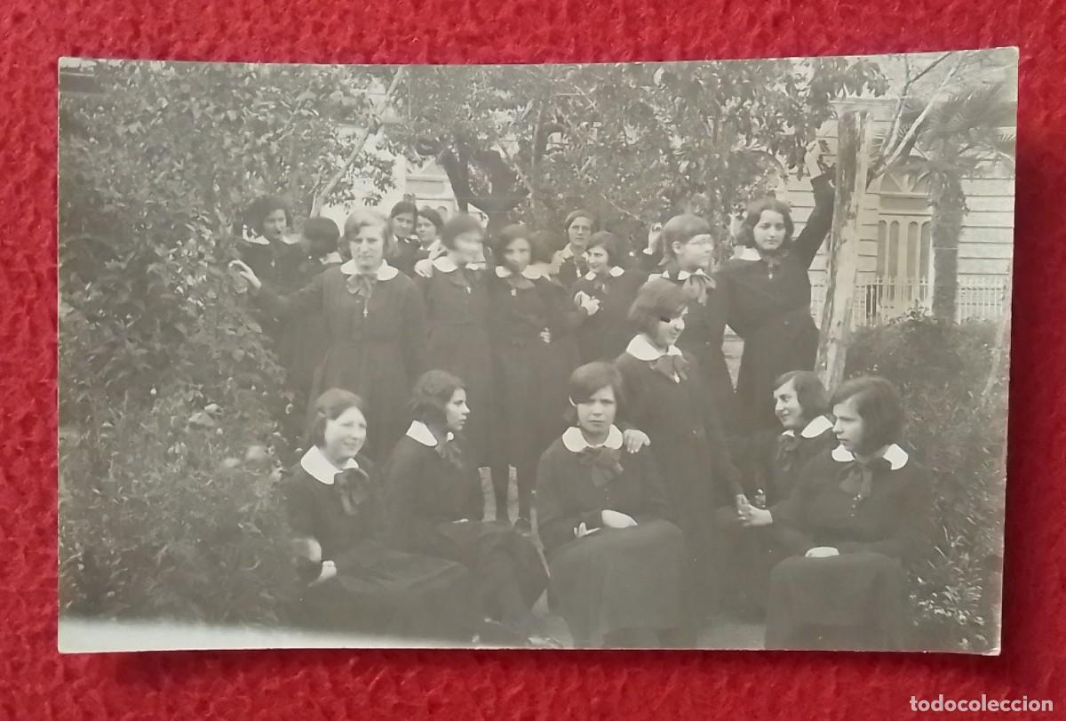 Postales: POSTAL ESPA&Ntilde;A? GRUPO DE NI&Ntilde;AS COLEGIO? ESCUELA? POSGUERRA? GUERRA CIVIL ? SECCI&Oacute;N FEMENINA FALANGE ?