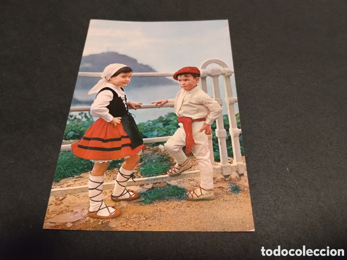 Postales: Postal Euskal Bikotea pareja vasca 1964