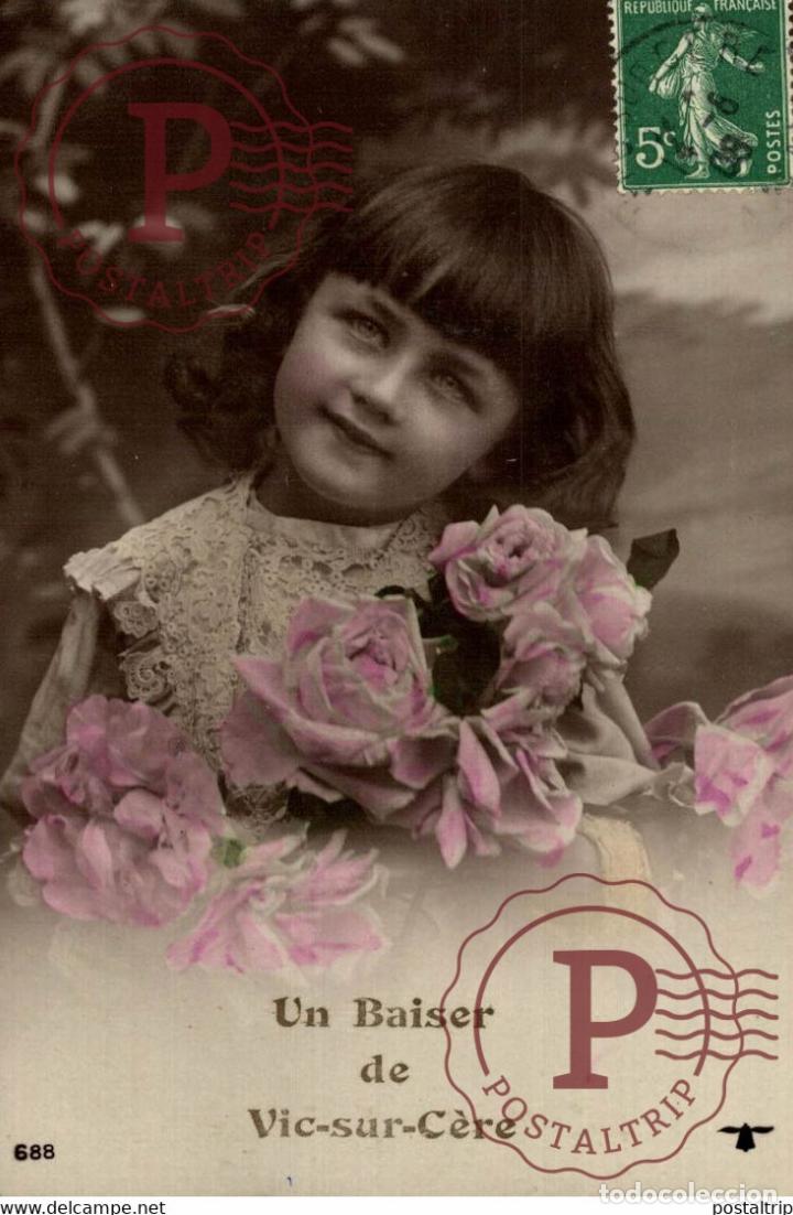 Postales: Un baiser de Vic-Sur-C&eacute;re Des Gamins Kids Children Ni&ntilde;os