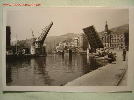 Postales: BILBAO LA RIA Y EL AYUNTAMIENTO - Foto 1