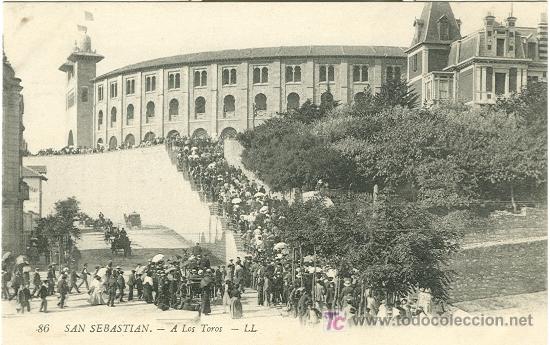 Postales: SAN SEBASTI&Aacute;N. A LOS TOROS. - Foto 1