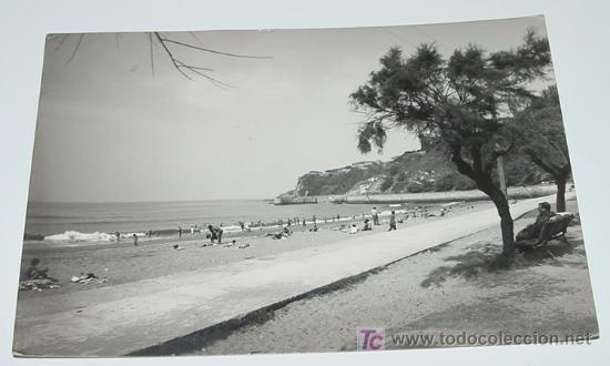 Postales: ANTIGUA POSTAL DE ALGORTA - PLAYA DE EREAGA - CIRCULADA - ED. ALARDE. - Foto 1