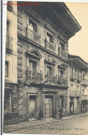 Postais: TARJETA POSTAL ANTIGUA DE FUENTERRABIA. CALLE MAYOR ANTIGUA CASA  ND FOT.