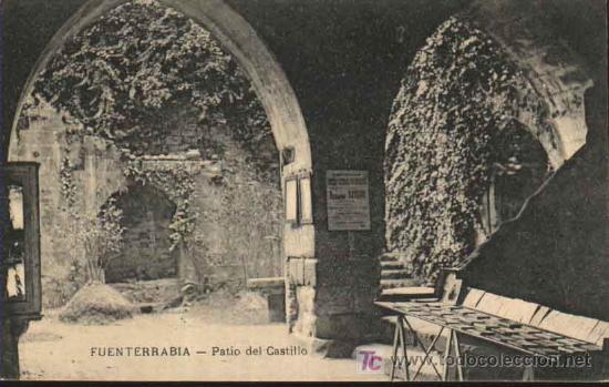 Postales: Fuenterrabia - Patio del Castillo de Carlos V. - Foto 1