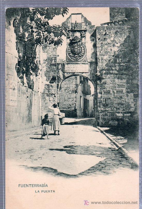 Postales: TARJETA POSTAL DE FUENTERRABIA, SAN SEBASTIAN. LA PUERTA. 925 HAUSER Y MENET