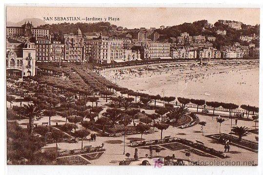 Postales: TARJETA POSTAL DE SAN SEBASTIAN. JARDINES Y PLAYA. FOTO GALARZA N&ordm; 24