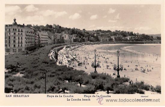 Cartoline: TARJETA POSTAL DE SAN SEBASTIAN, GUIPUZCOA. PLAYA DE LA CONCHA. N&ordm; 142205 MANIPEL.