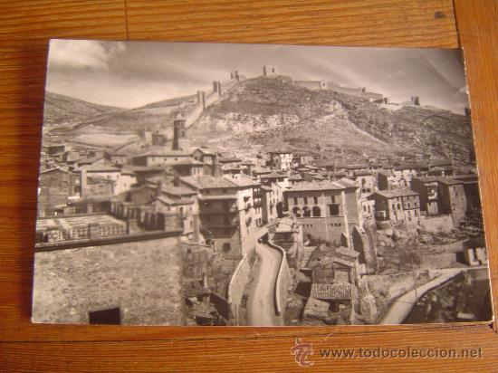 Postcards: Interesante postal de Albarracin,- Vista general y murallas