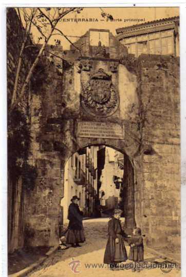 Postales: Fuenterrabia. Puerta principal. CAB. Sin circular. - Foto 1
