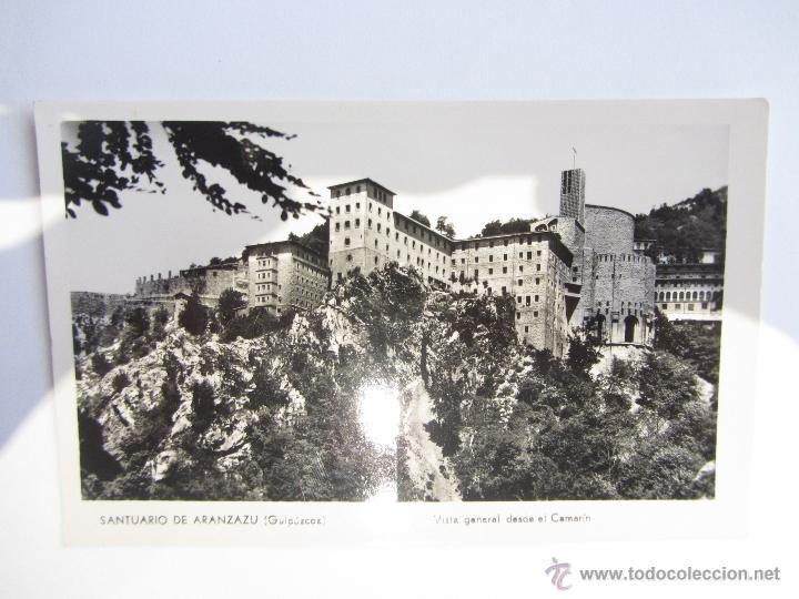 Postcards: Postal fotogr&aacute;fica de Santuario de Aranzazu. Vista general desde el camar&iacute;n. Manipel. Escrita