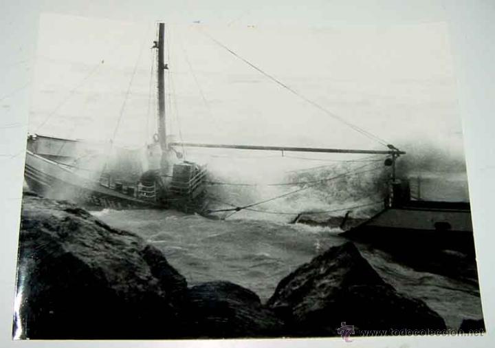 Postcards: ANTIGUA FOTOGRAFIA MUY GRANDE DE SAN SEBASTIAN - TEMPORAL EN 1976 - SELLO DE FOTOCAR, FUENTARRABIA